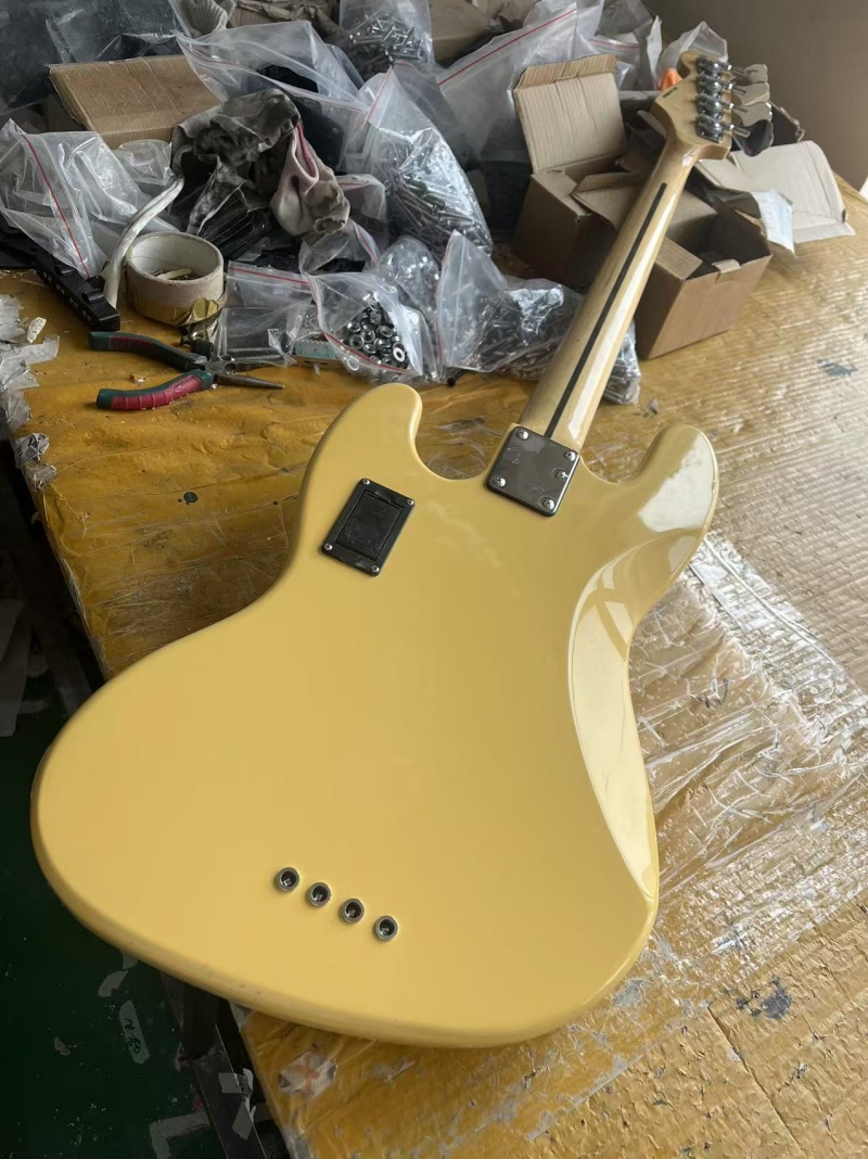 Özel 4 telli elektrik bas, Kre - Bass Guitar Fretless incelemesi ve fiyatı